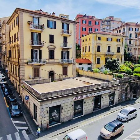 La Casa Di Geo Stazione Centrale La Spezia 5 Terre Exterior foto